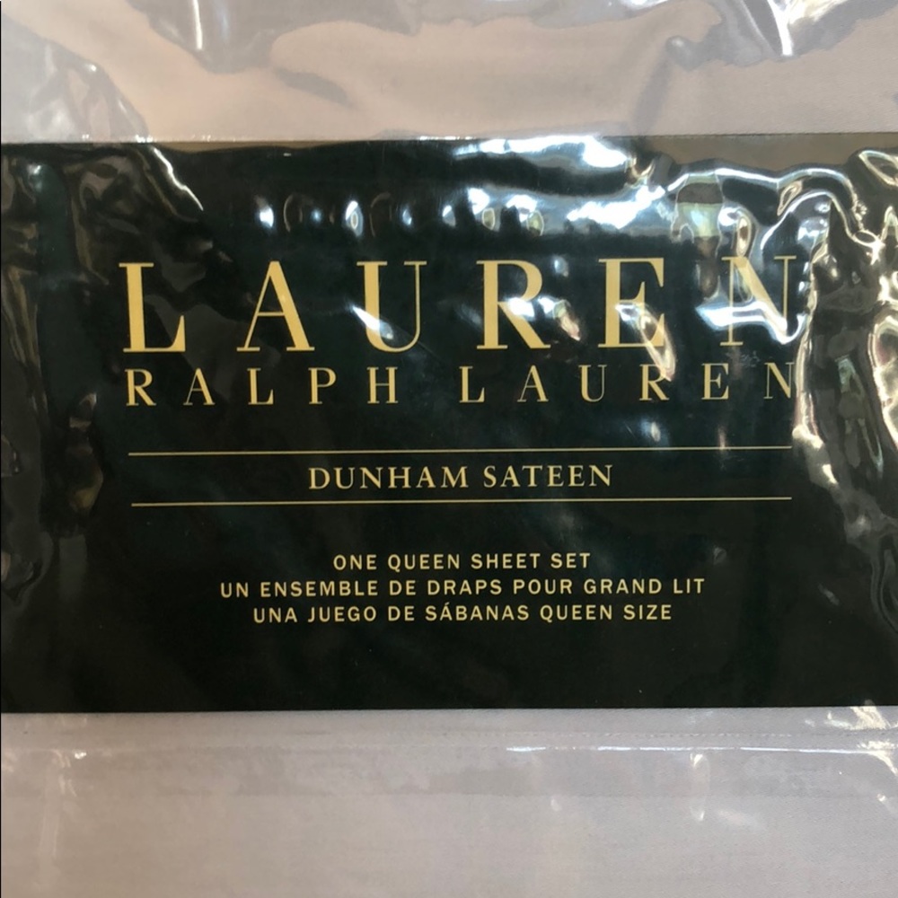 Brand new Ralph Lauren sheets queen. Never opened